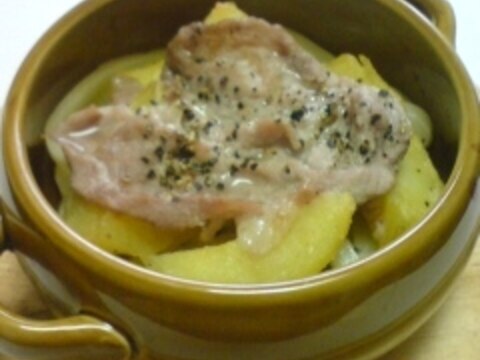 ジャガ芋と豚肉のガーリックマーガリンのオーブン焼き